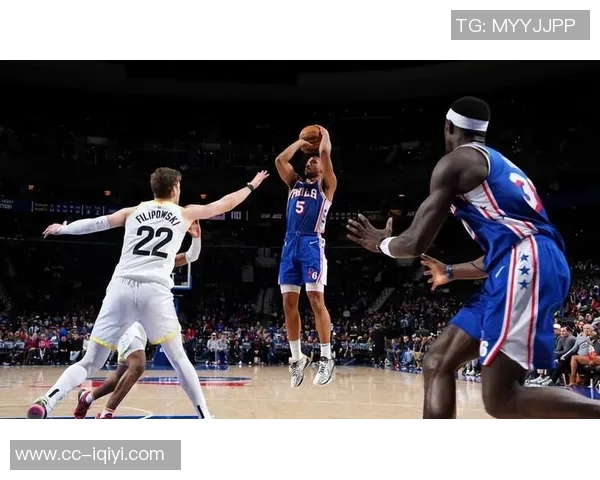 格莱姆斯表现起伏却助攻如潮第三节独得9分助球队追分